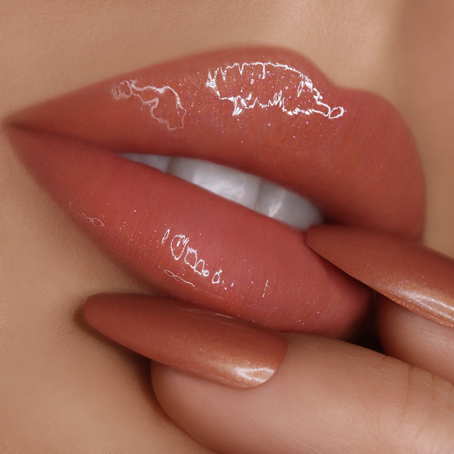 In Relationship | High Shine Lip Gloss