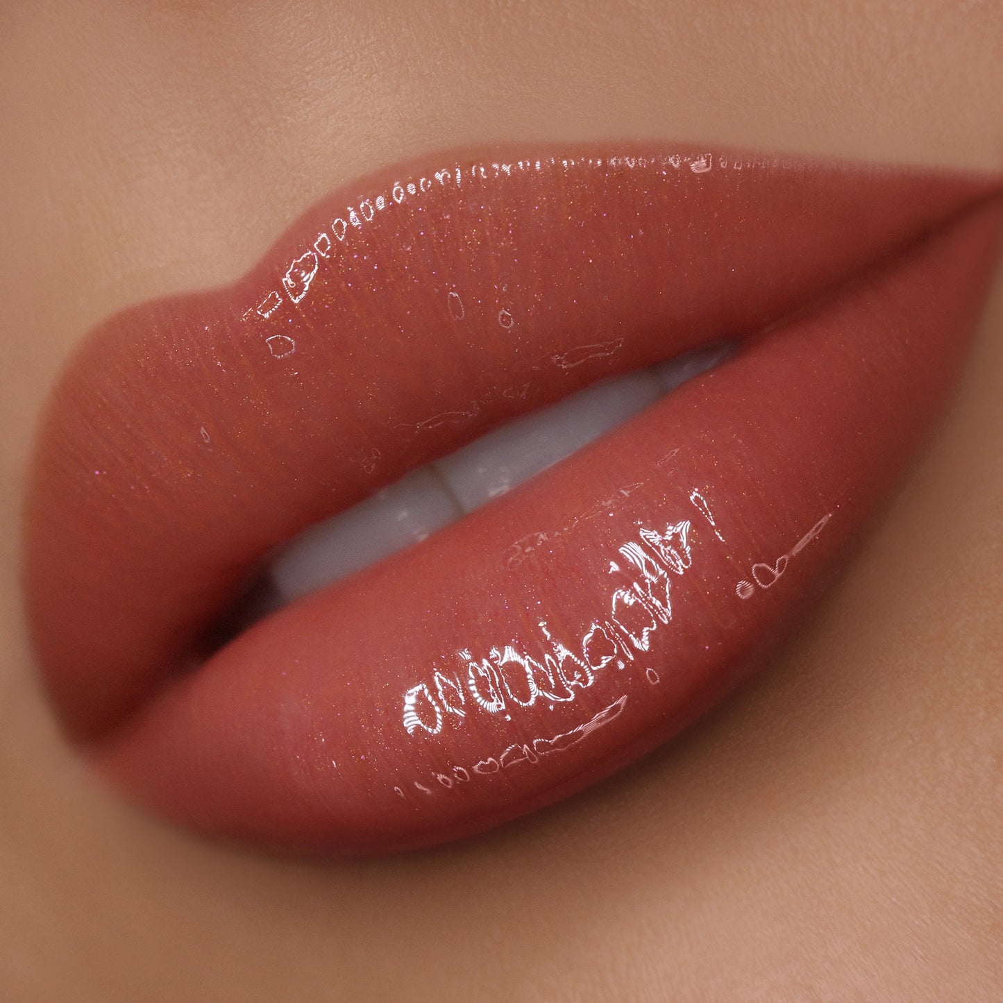 In Relationship | High Shine Lip Gloss