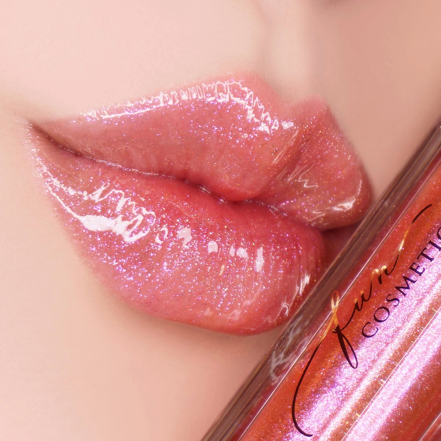 Dating 005 | High Shine Lip Gloss