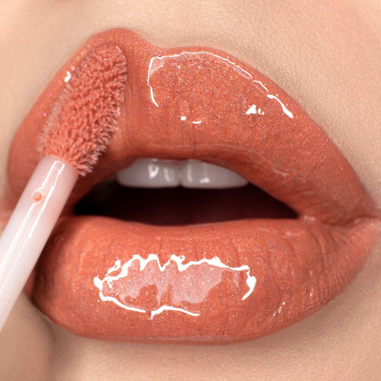 In Relationship | High Shine Lip Gloss