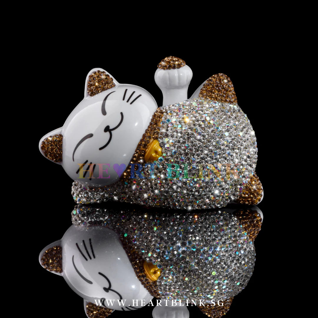 Gold Solar Energy Beckoning Fortune Cat
